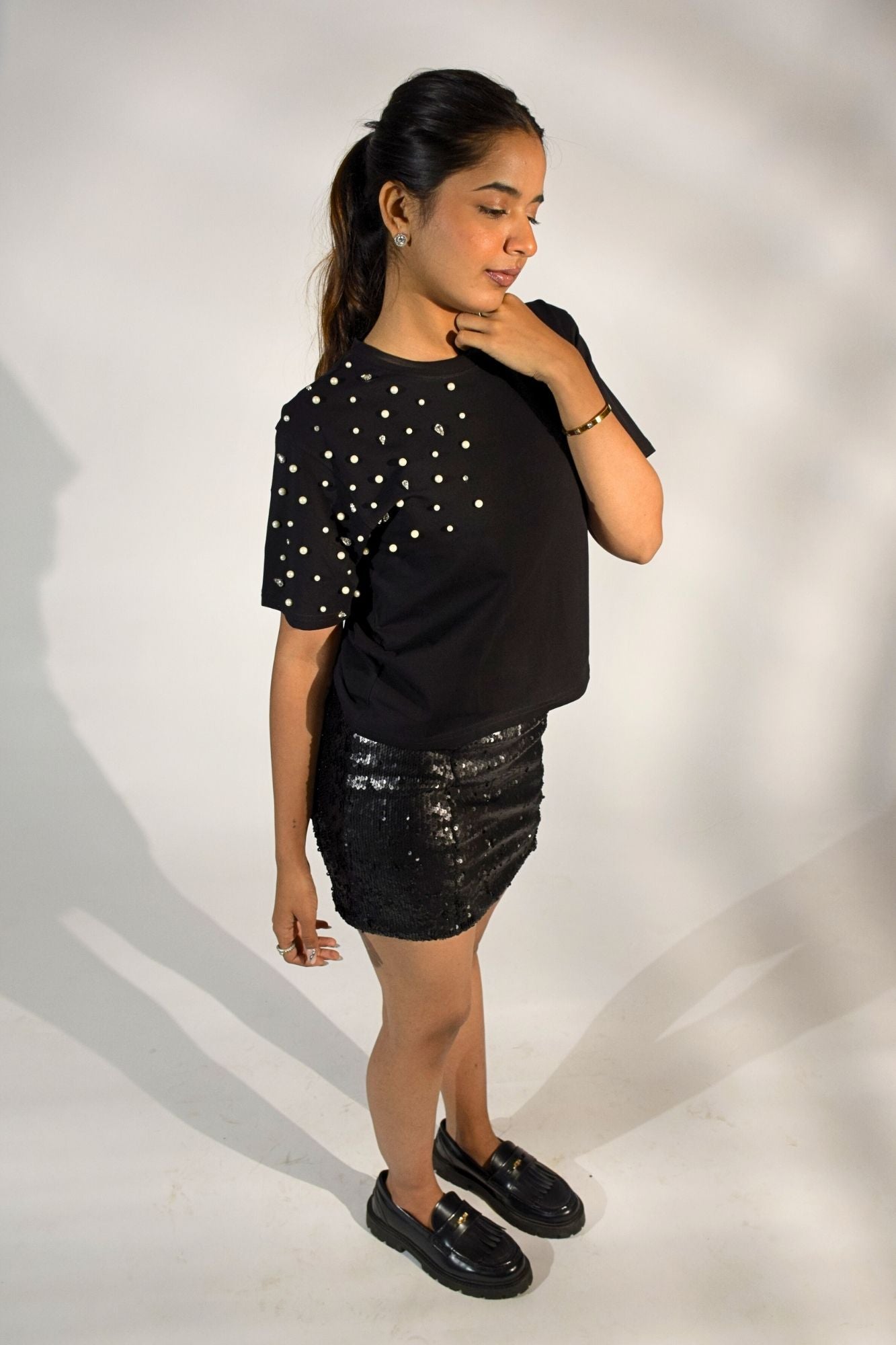 Boujee Pearl Embellished Handcrafted Crop T-Shirt Black