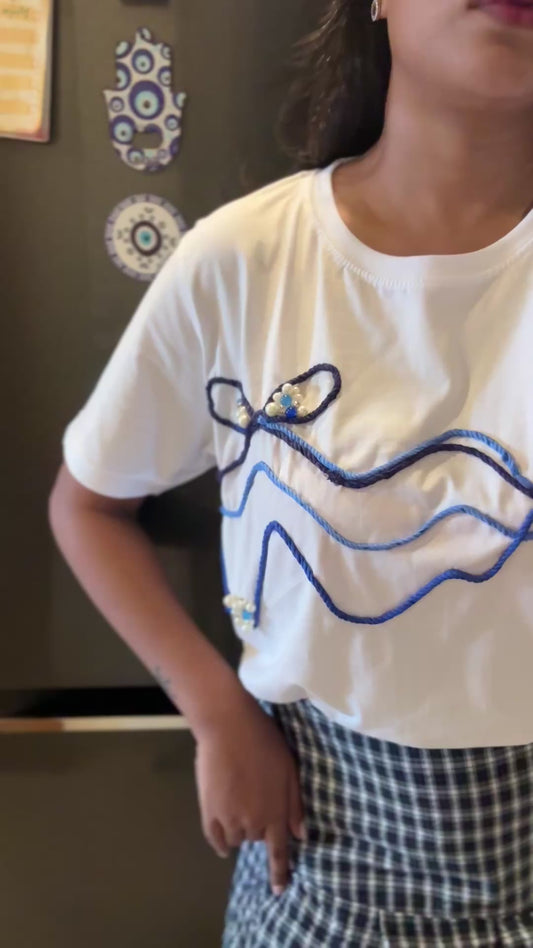 Wave charm Dori tshirt