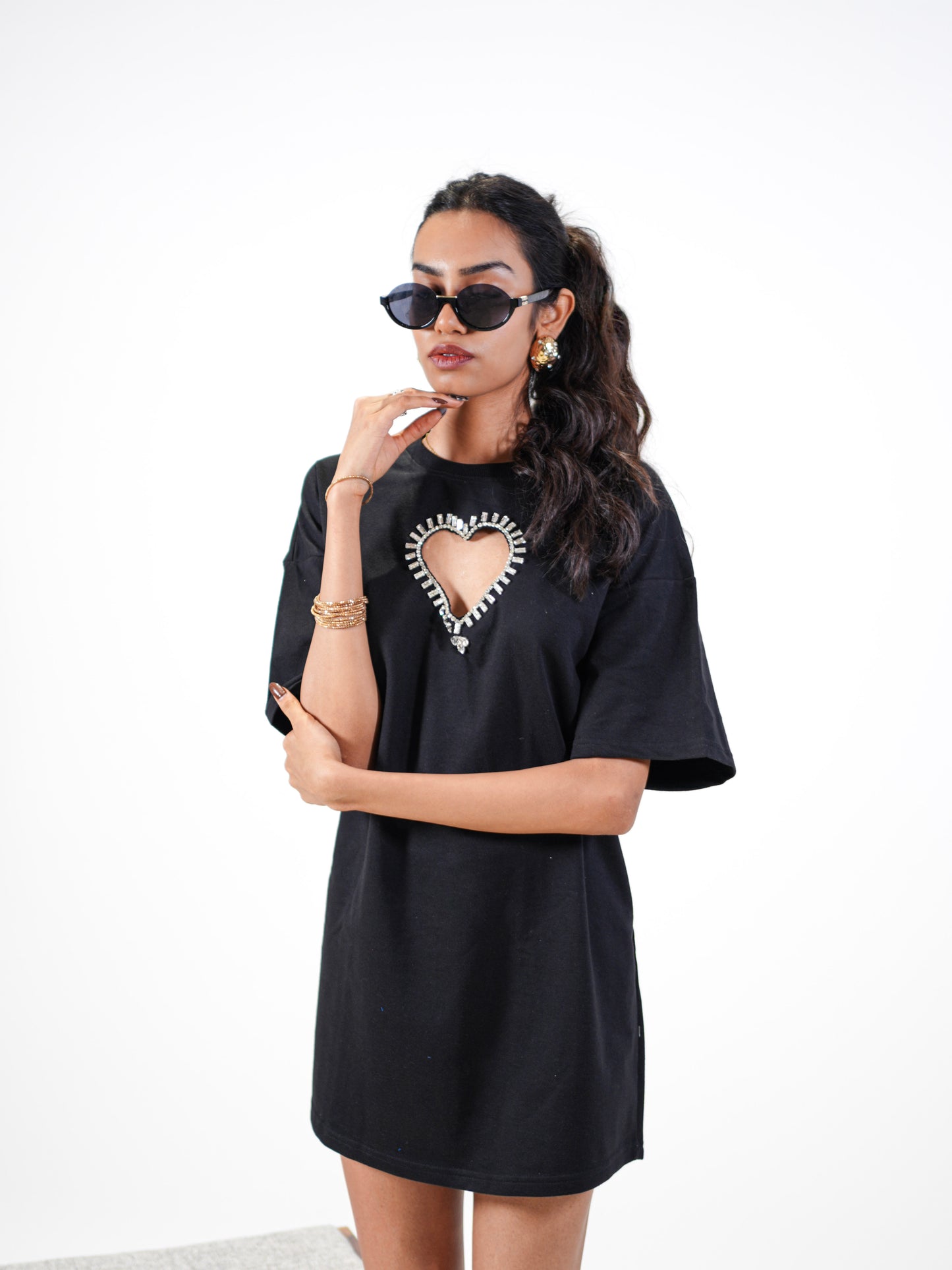 Queen of Heart Embellished Handcrafted Oversized Tshirt Dress Black